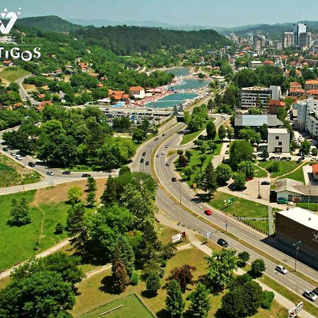 Hotel Vertigos Tuzla Exterior photo